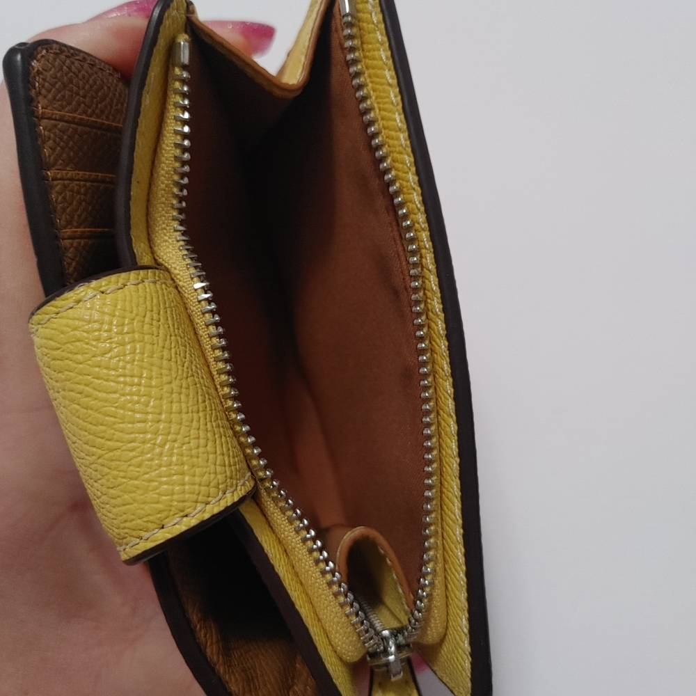 Coach Medium Corner Zip Wallet Yellow/Silver - Picture 12 of 13